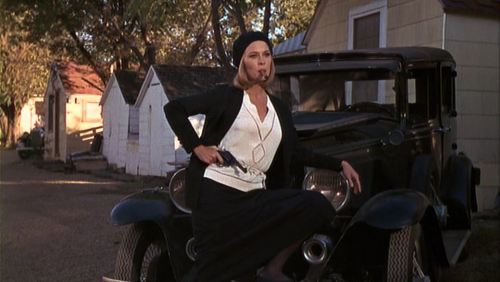 Bonnie Clyde Faye Posing Gun